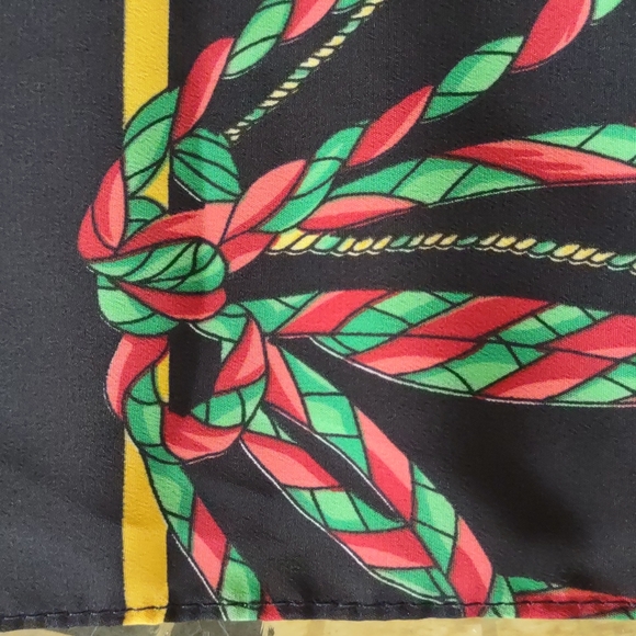 Doncaster Tassel Print Scarf - Picture 5 of 6